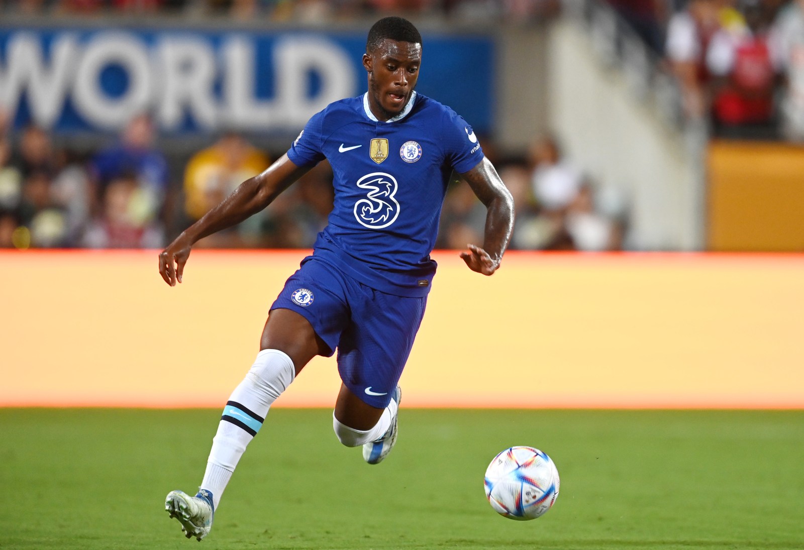 最新 チェルシーfcサッカーパーカー Chelsea Fc お早めに Www Sportsnetwork Co Jp