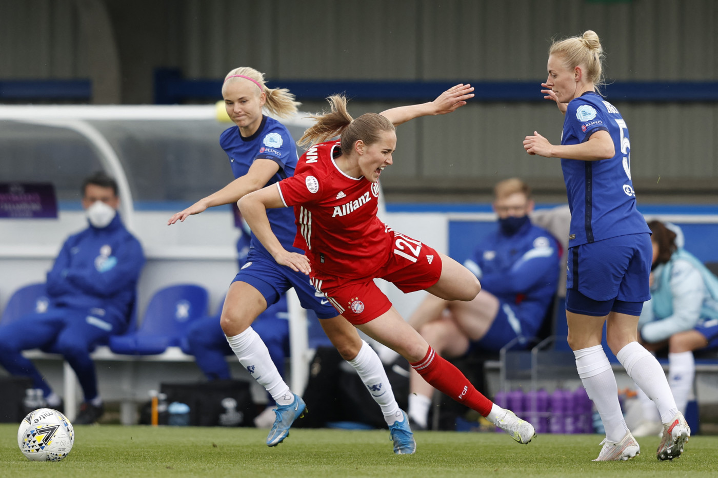 女子チーム マッチレポート チェルシー４バイエルン ミュンヘン１ 合計スコア5 3 ニュース 公式サイト チェルシー フットボールクラブ