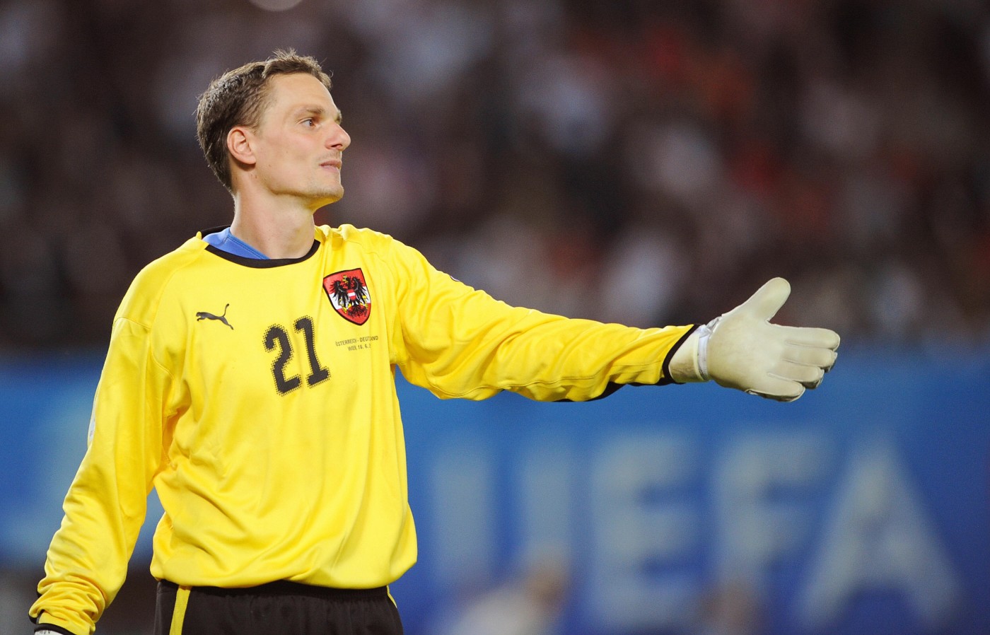 メディアウォッチ バーンズがベストイレブンにブルーズの4人を選出 ネイマールを狙っていたチェルシー マッホがチェルシー時代を振り返る ニュース 公式サイト チェルシー フットボールクラブ