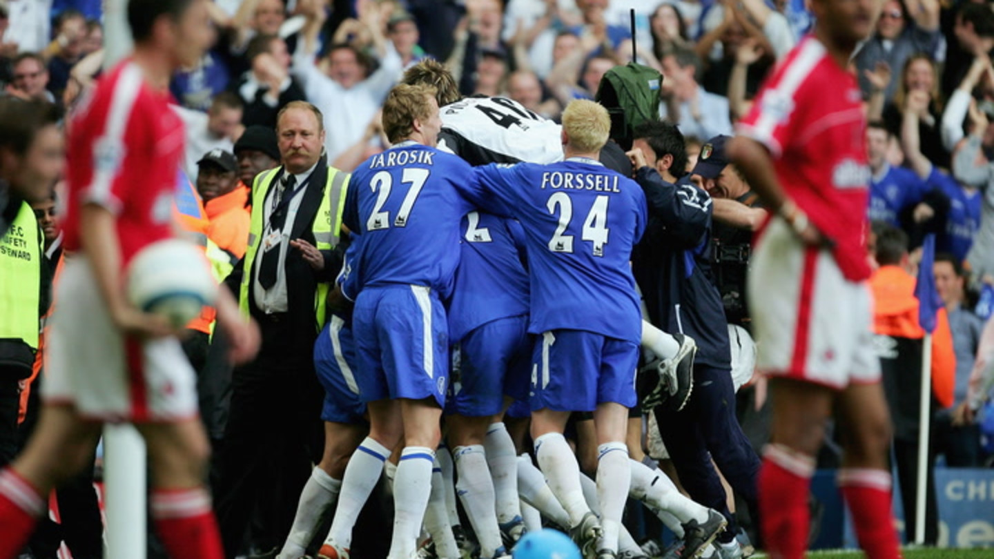 Claude Makelele vs Charlton | 7th May 2005 | Goal of the Day | Video | Official Site | Chelsea Football Club