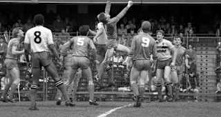 Sunday Goalkeeper Les Fridge in action during the Division 1 match between Chelsea and Watford at Stamford Bridge on May 5, 1986