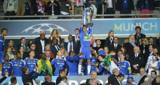 MAY 19: MUNICH, GERMANY - Paulo Ferreira and the team celebrate winning the UEFA Champions League Final between FC Bayern Munich and Chelsea