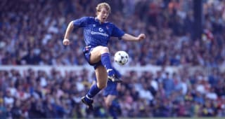 Kerry Dixon in action during the Barclays League Division One match between Arsenal and Chelsea at Highbury on March 17, 1990. 