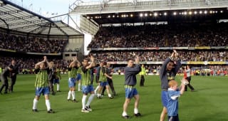 16 May 1999:  Chelsea players salute the crowd during the Premier League match against Derby County played at Stamford Bridge.  The match finished in a 2-1 win for Chelsea.  Chelsea also showed off their new kit for next season. \ 