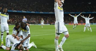Fernando Torres celebrates his goal with Frank Lampard, Ramires during the UEFA Champions League Semi Final, second leg match between FC Barcelona and Chelsea FC at Camp Nou on April 24, 2012 in Barcelona, Spain. 