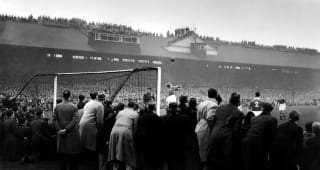 Sunday Large crowds watching football match; Chelsea v Moscow Dynamo at Stamford Bridge,14th November 1946