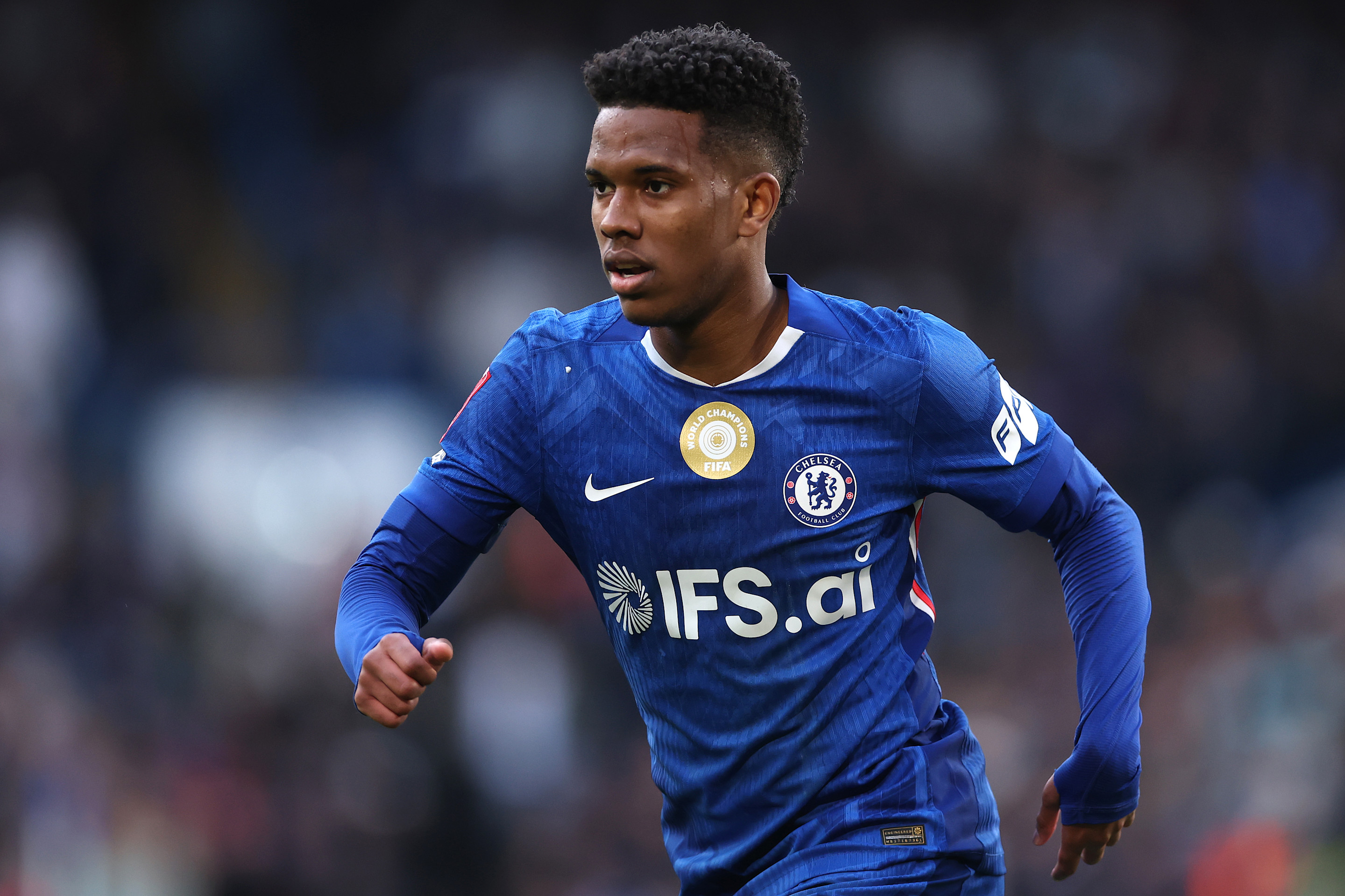 Estêvão Willian playing for Chelsea in 2026