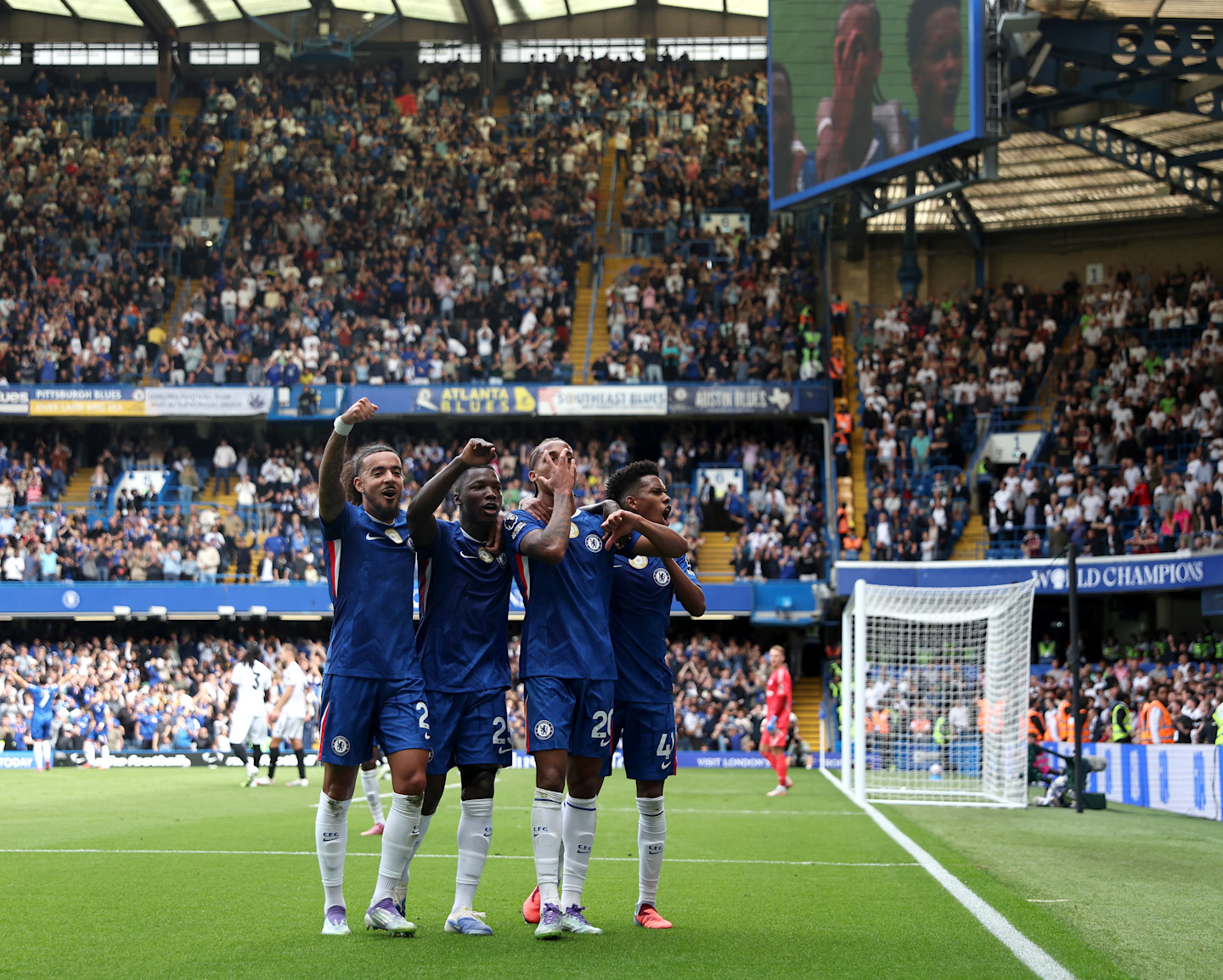 chelseafc.com/en/news/ar...