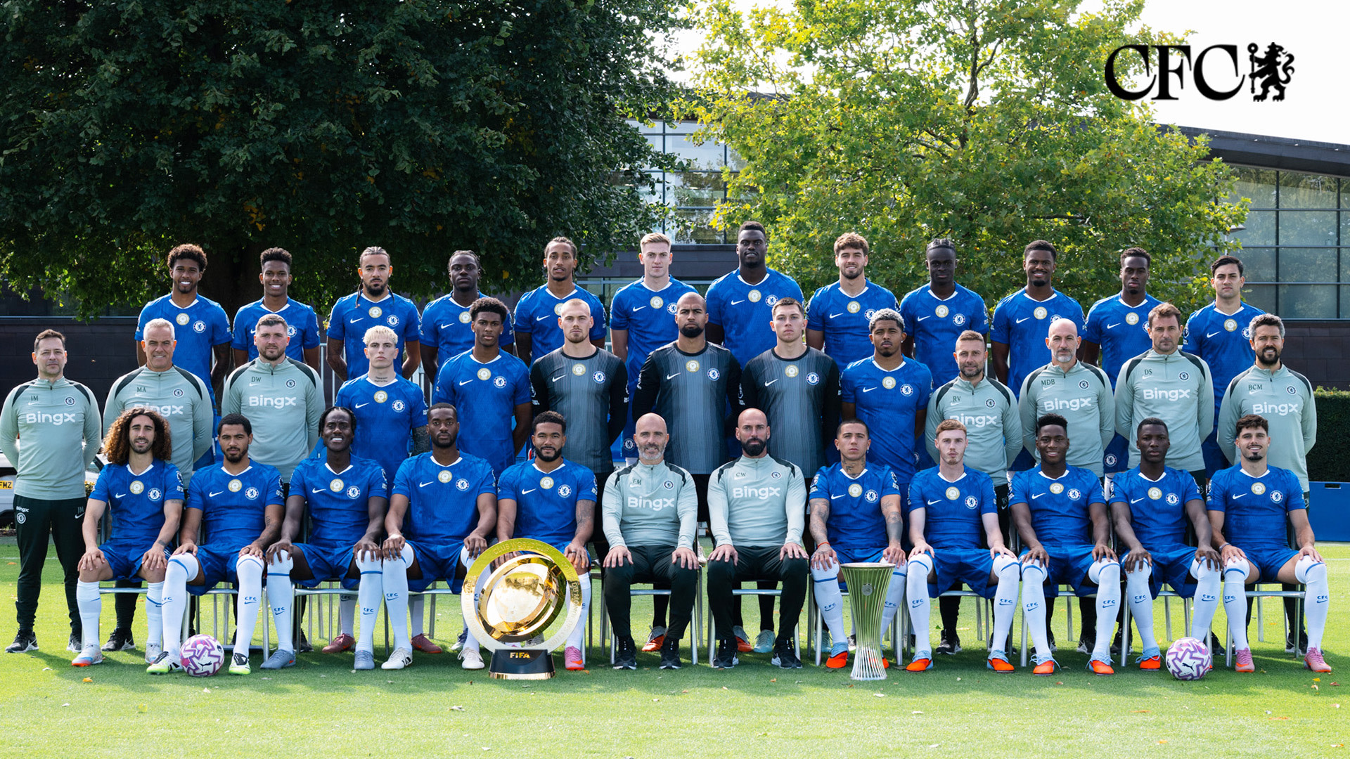 Gallery: Behind-the-scenes of our 25/26 team photo! | News | Official Site | Chelsea Football Club
