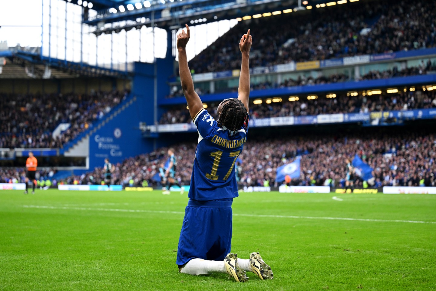 Chelsea fc usa store sales