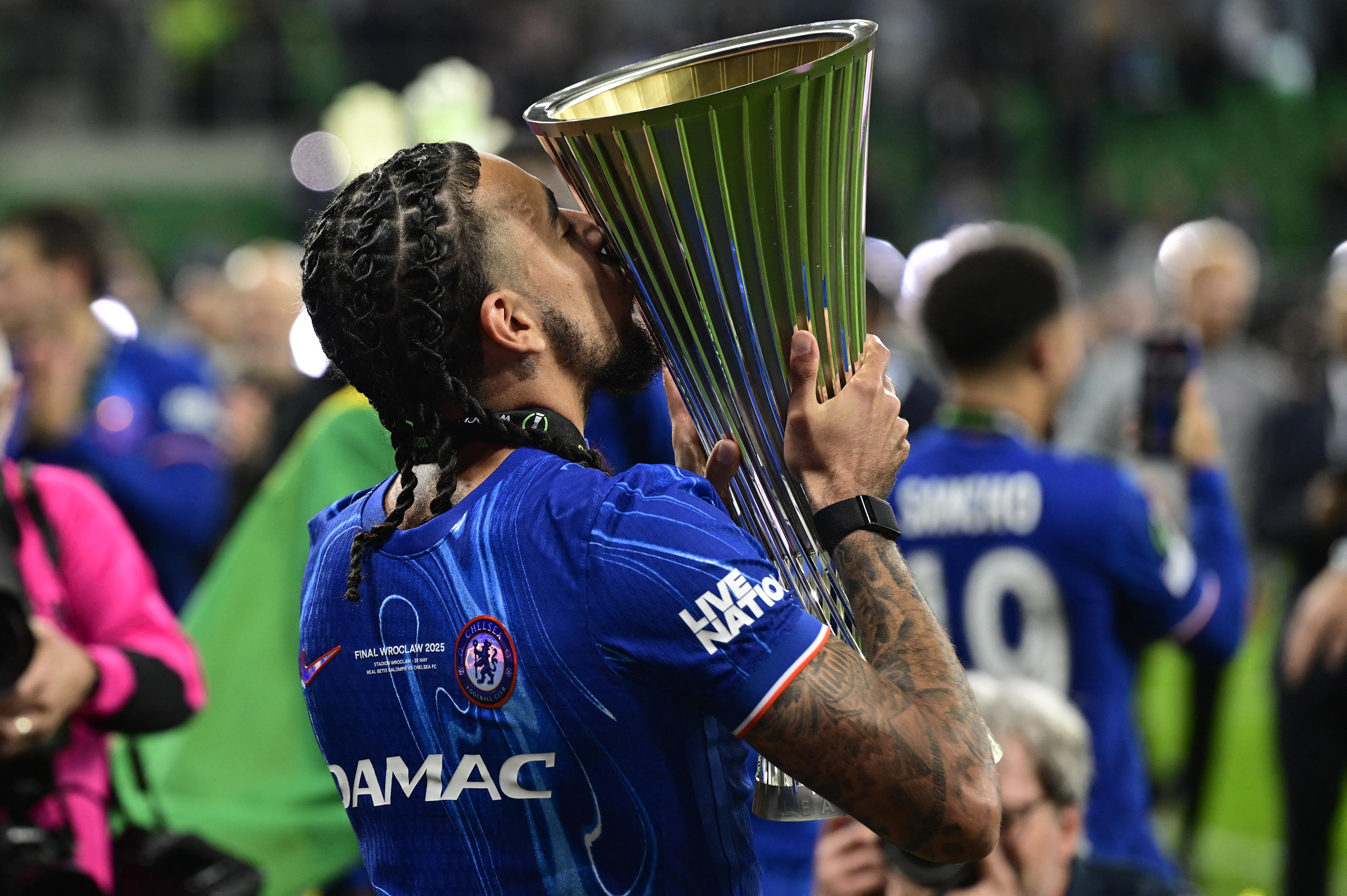 Malo Gusto celebrates Chelsea winning the 2025 Conference League final