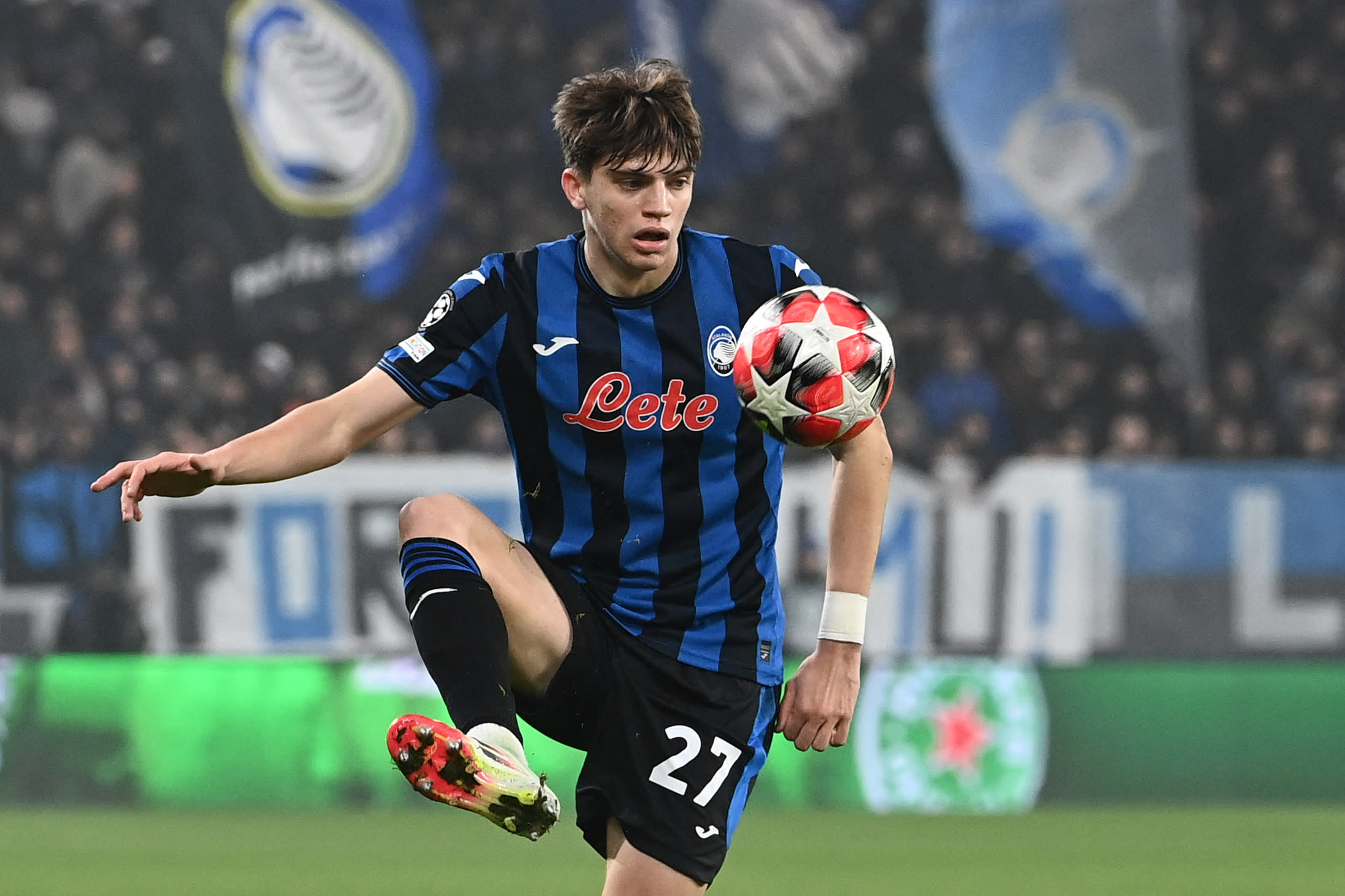 Marco Palestra plays for Atalanta after making his senior debut in the 2023/24 Europa League