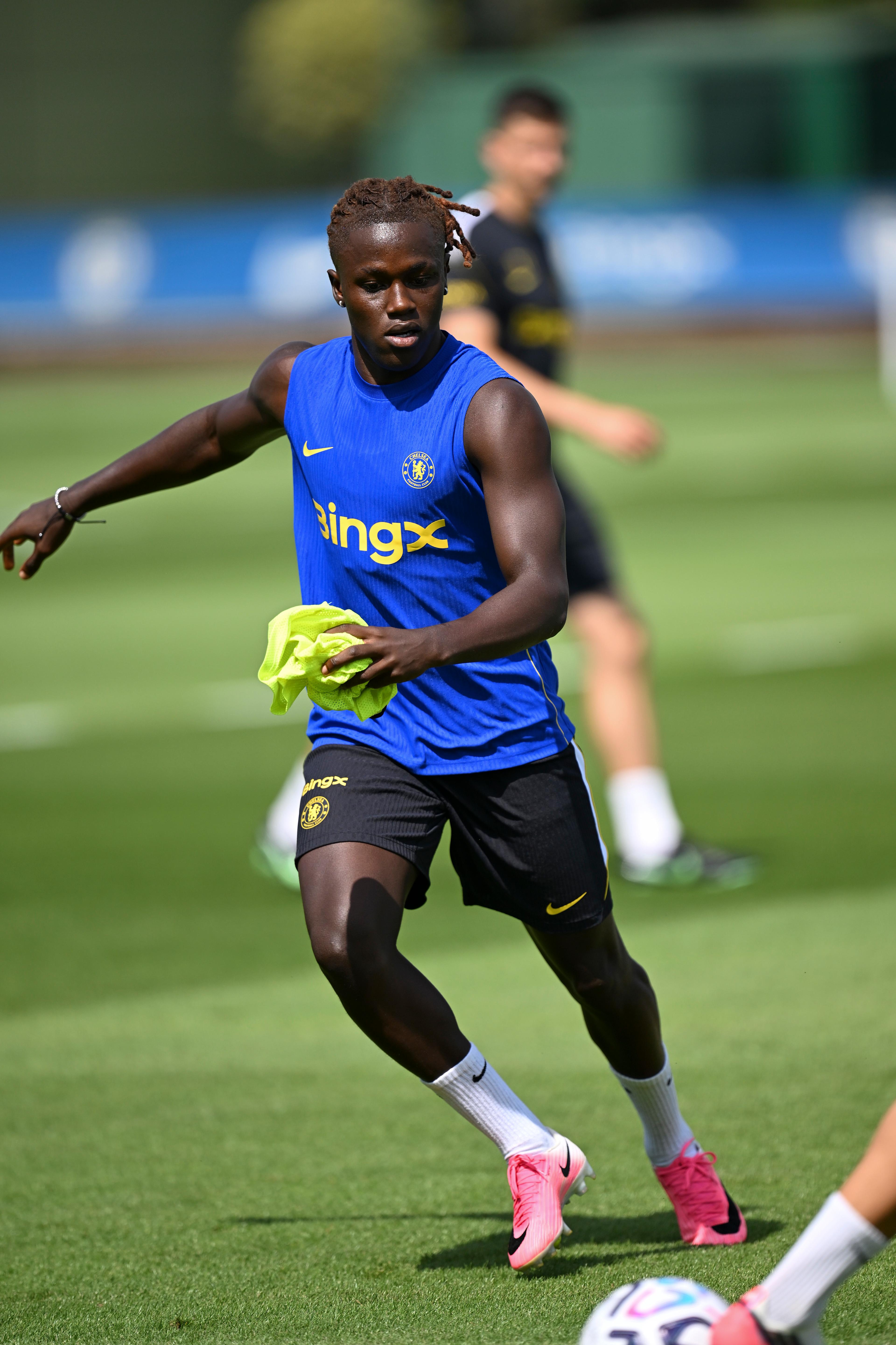 Geovany Quenda works with the ball during his first Chelsea pre-season training session