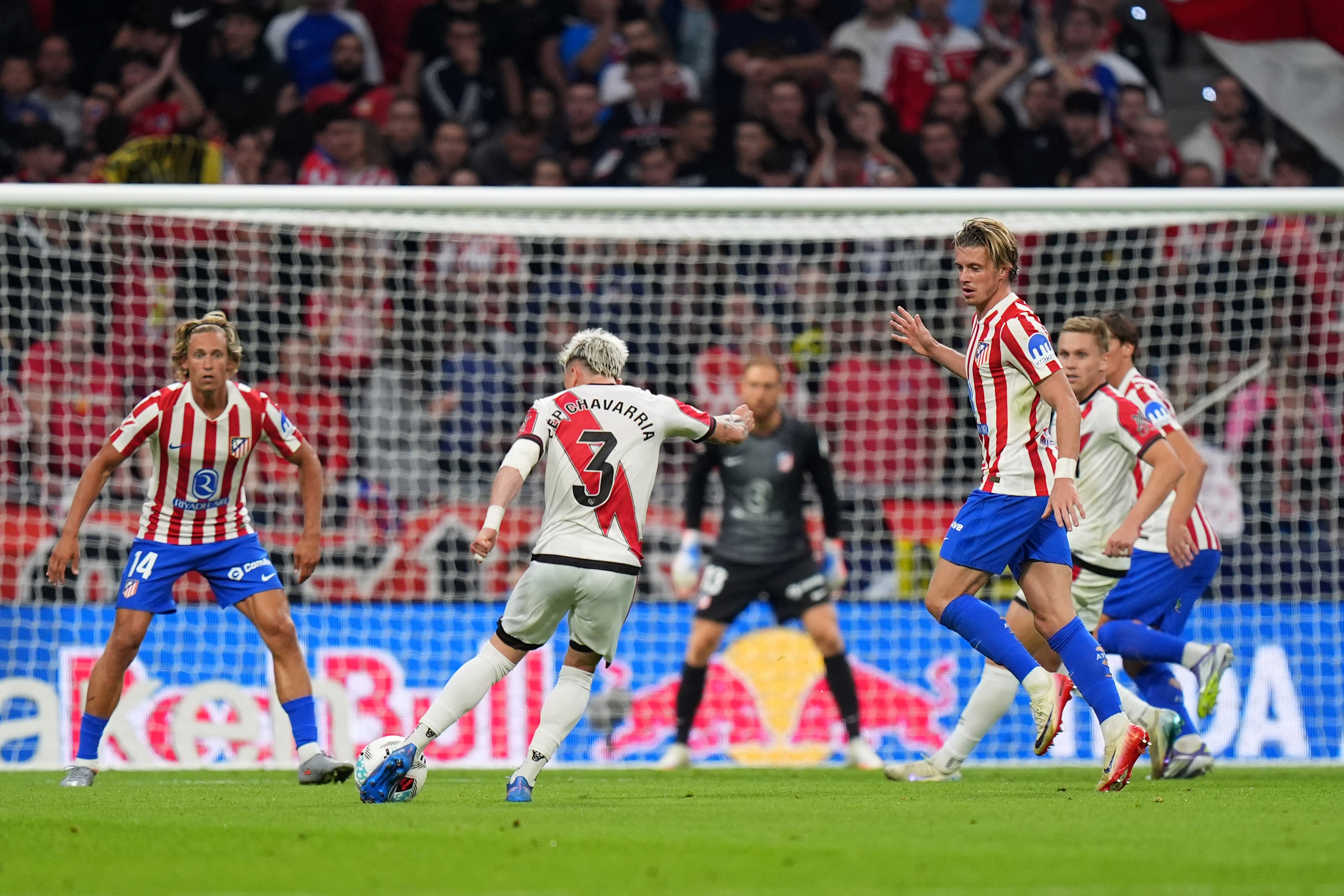 Pep Chavarría celebrates a long-range goal for Rayo Vallecano against Atlético Madrid in September 2025
