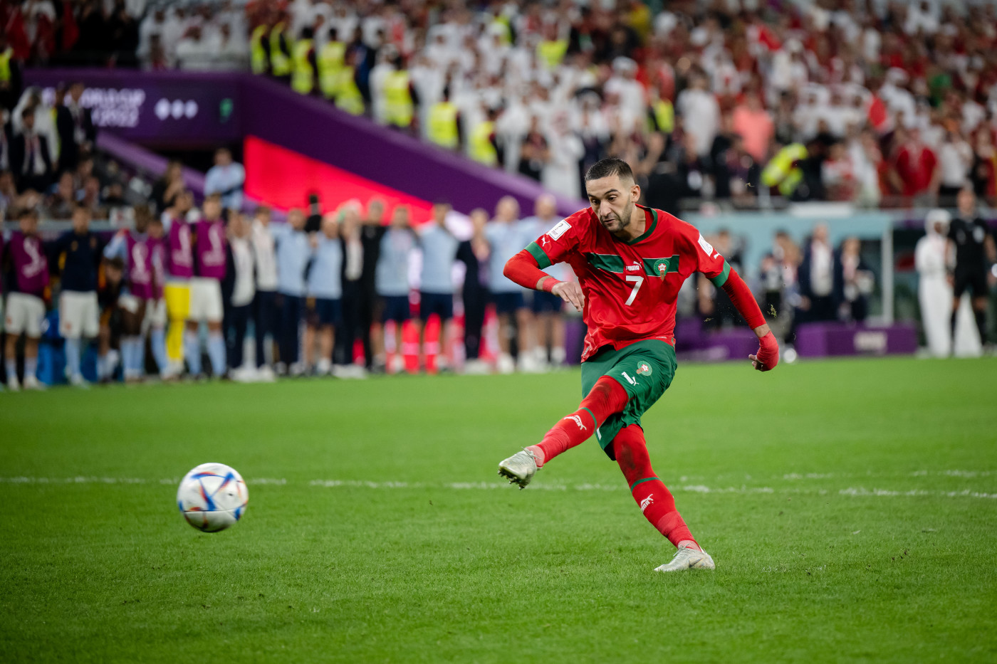 ziyech_penalty_spain.jpg
