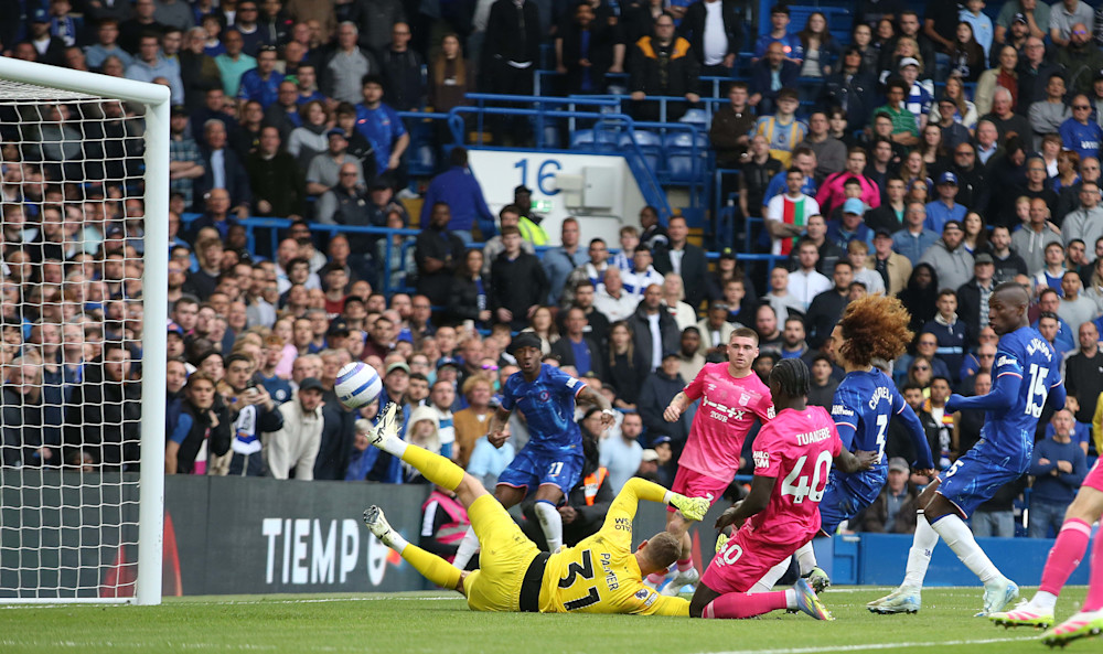 Cucurella wymusił na przeciwnikach zdobycie bramki samobójczej, zdjęcie Chelsea FC