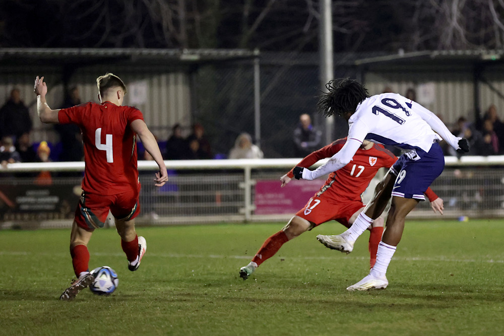 Mheuka tym samym strzelił drugiego gola dla kadry Anglii U-19, zdjęcie Chelsea FC