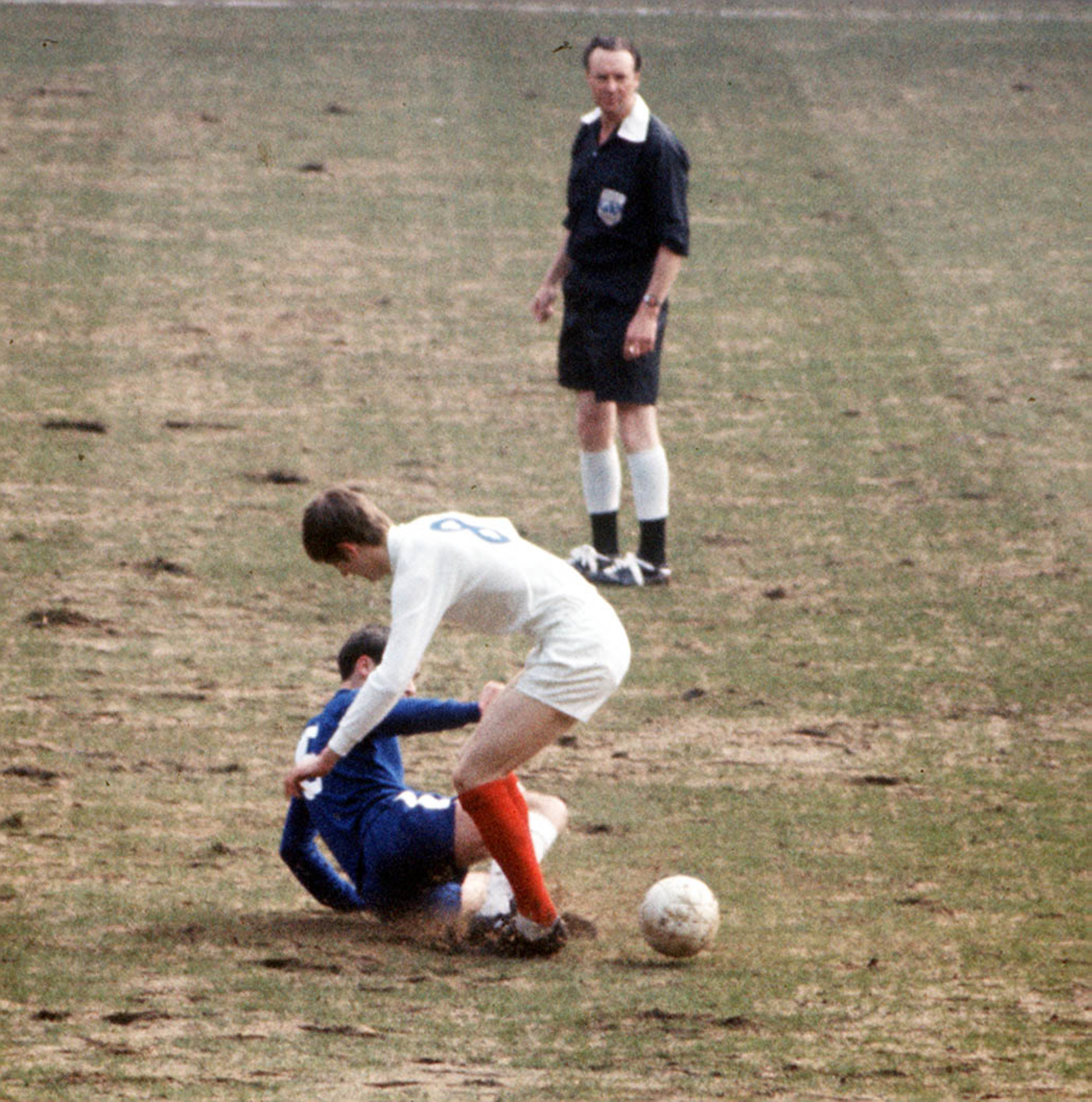 Ron Harris in familiar action in the 1970 FA Cup final