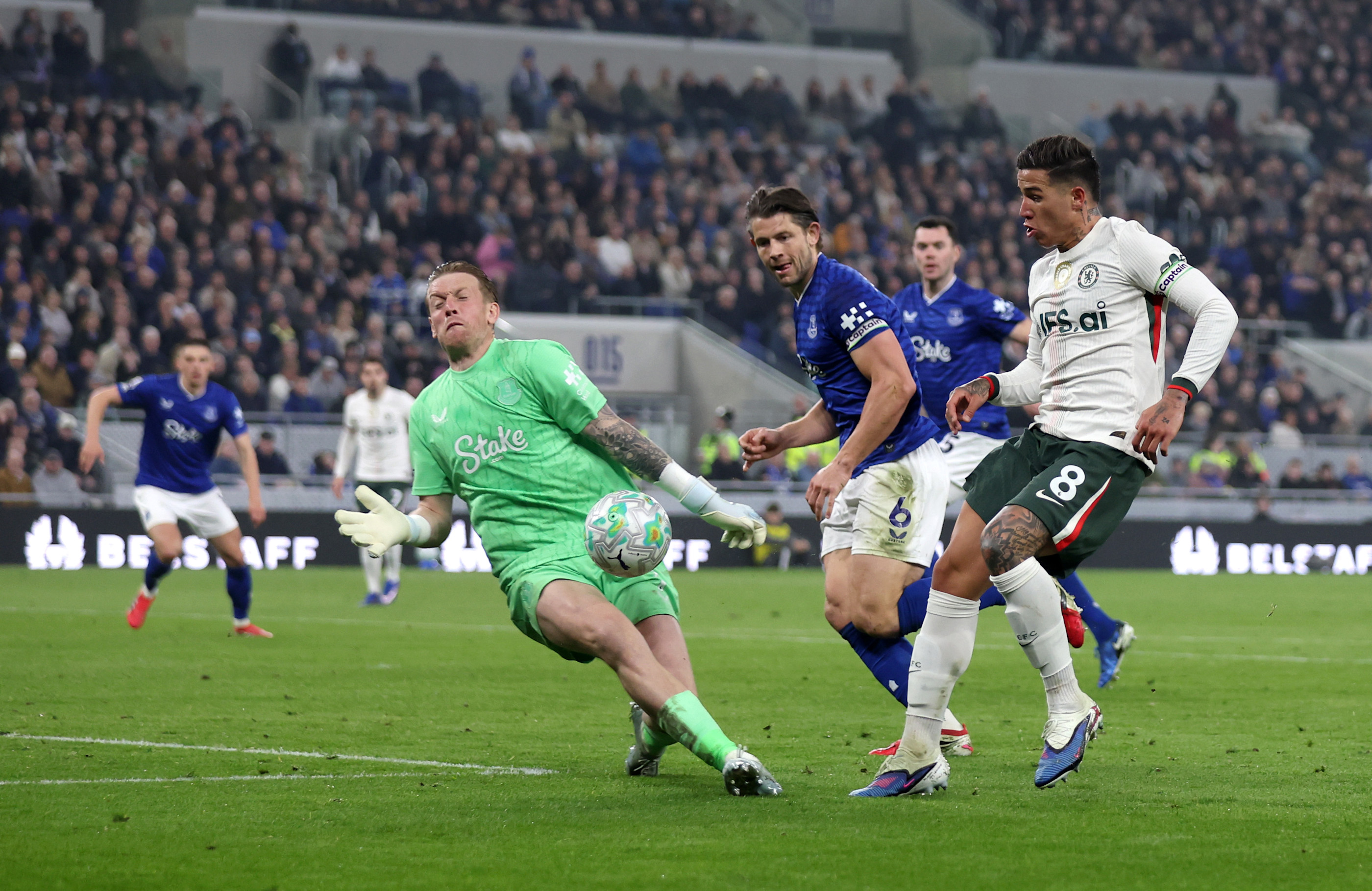Enzo Fernandez was again denied by Jordan Pickford as we searched for a route back into the game 