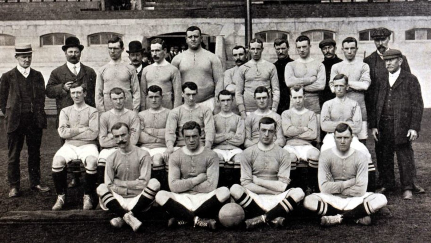 Chelsea's first ever side pose for a photo