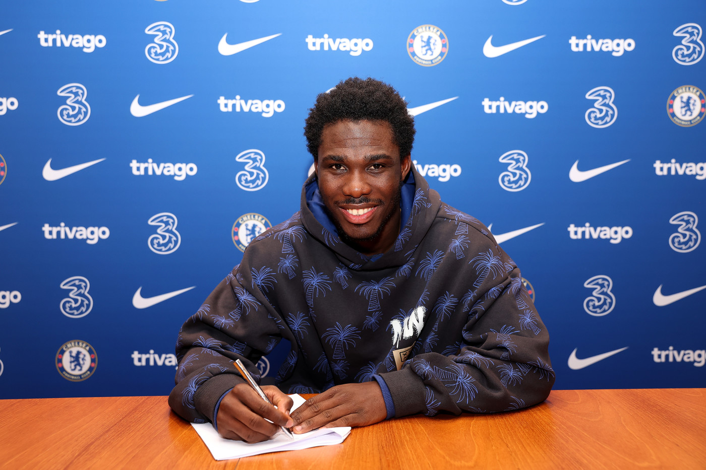 OFFICIAL: Chelsea confirm shirt numbers for Datro Fofana and 2