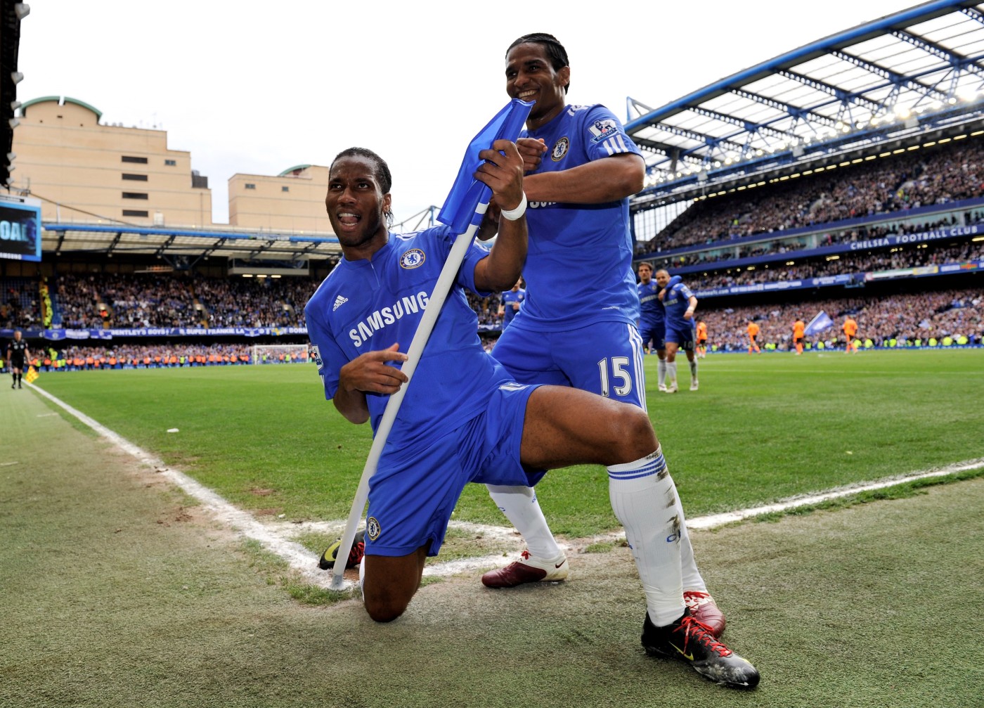 Chelsea 2009-2010 Drogba shirt