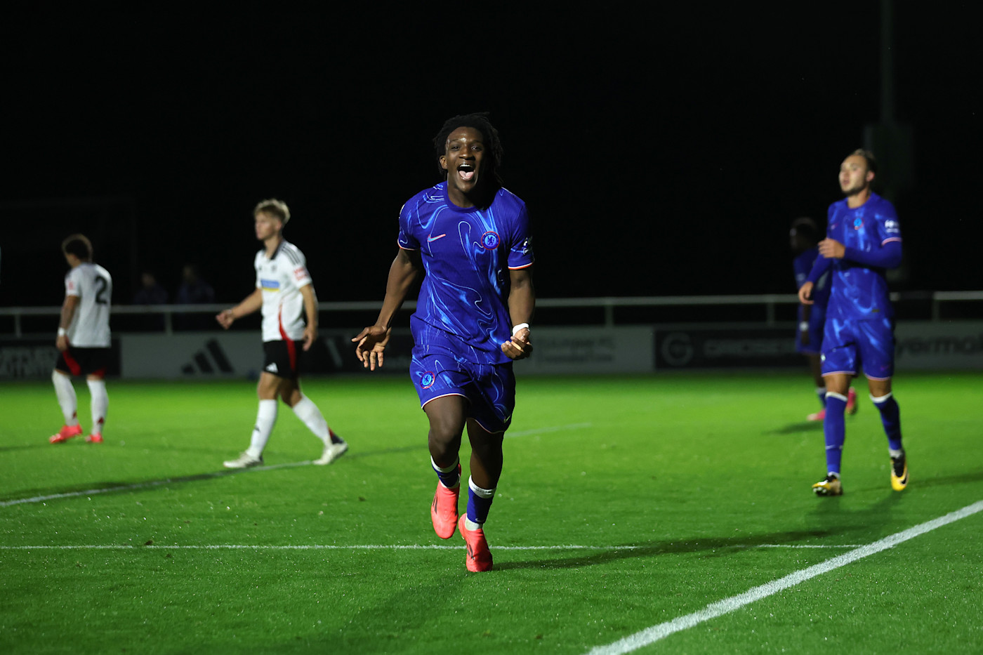 Mheuka celebrates his first PL2 goal against Fulham in our 6-0 victory at Motspur Park