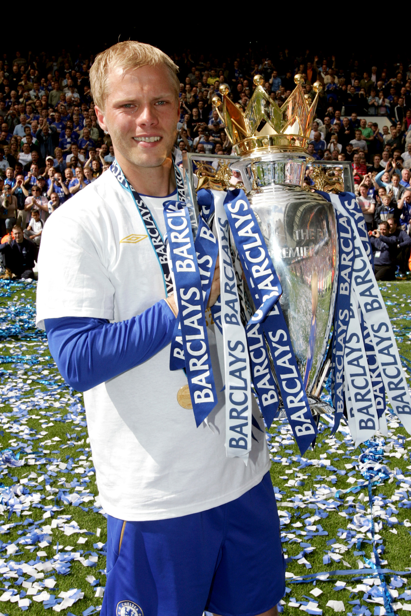 Meet Eidur Gudjohnsen with a Club Chelsea package at Forest