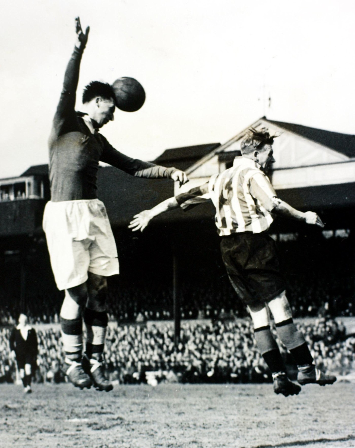 Tommy Lawton | Official Site | Chelsea Football Club