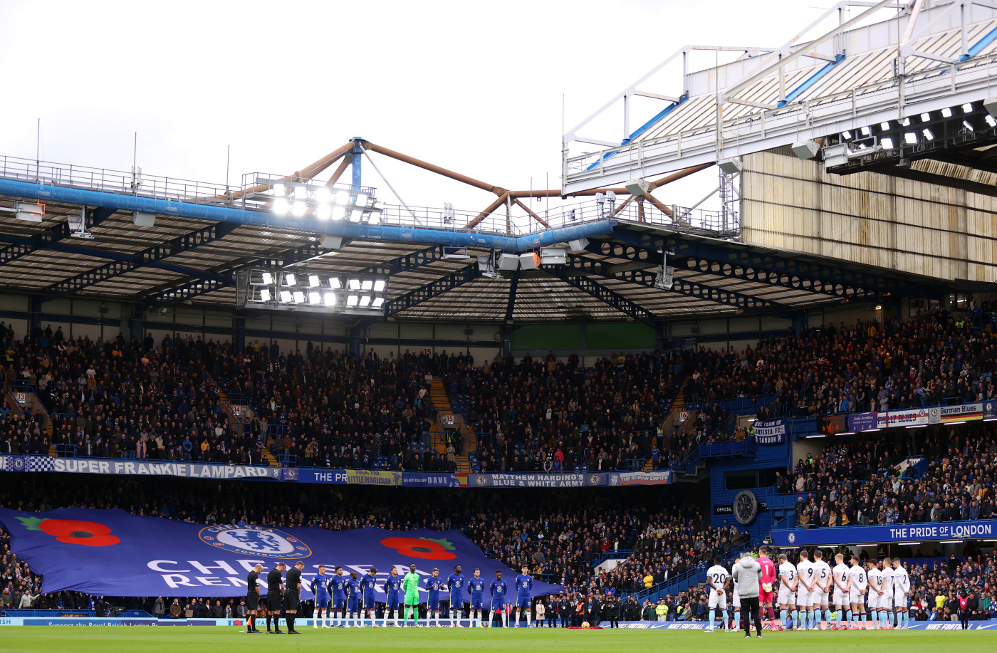 Chelsea 1 Burnley 1 LIVE REACTION: Vydra strikes late to punish wasteful  Blues at Stamford Bridge - latest updates