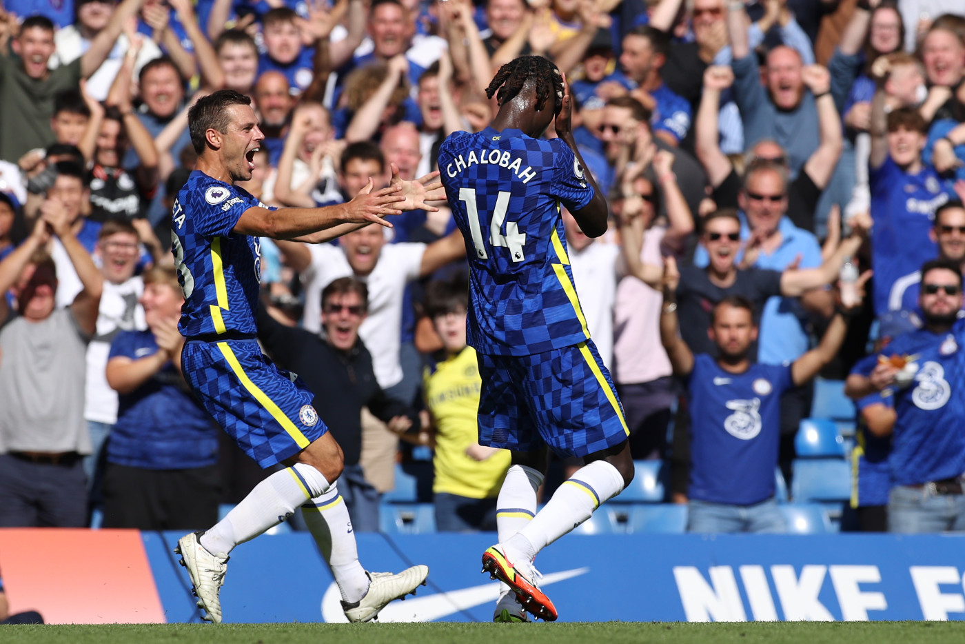 N'Golo Kanté rare strike sparks Chelsea victory at Huddersfield, Premier  League