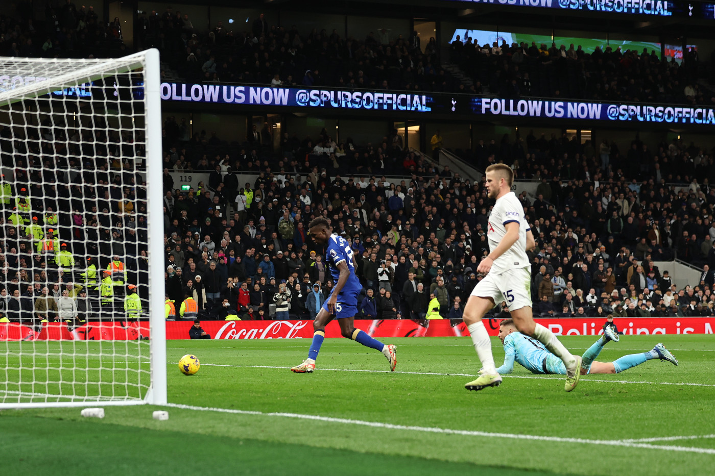 Tottenham vs Chelsea highlights: Jackson hat-trick earns Blues win as  Romero and Udogie see red 