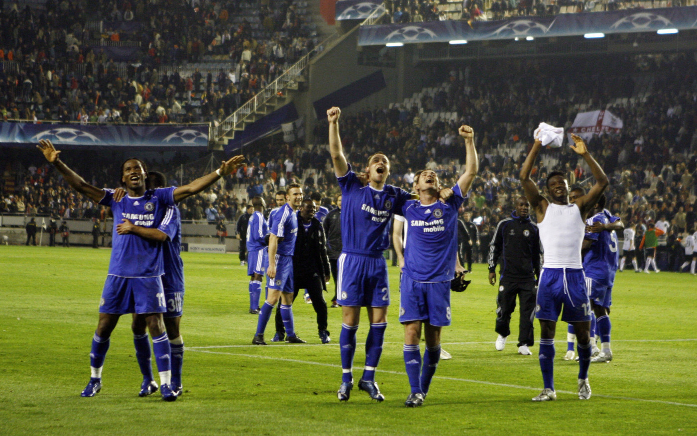 Chelsea cheap valencia 2007