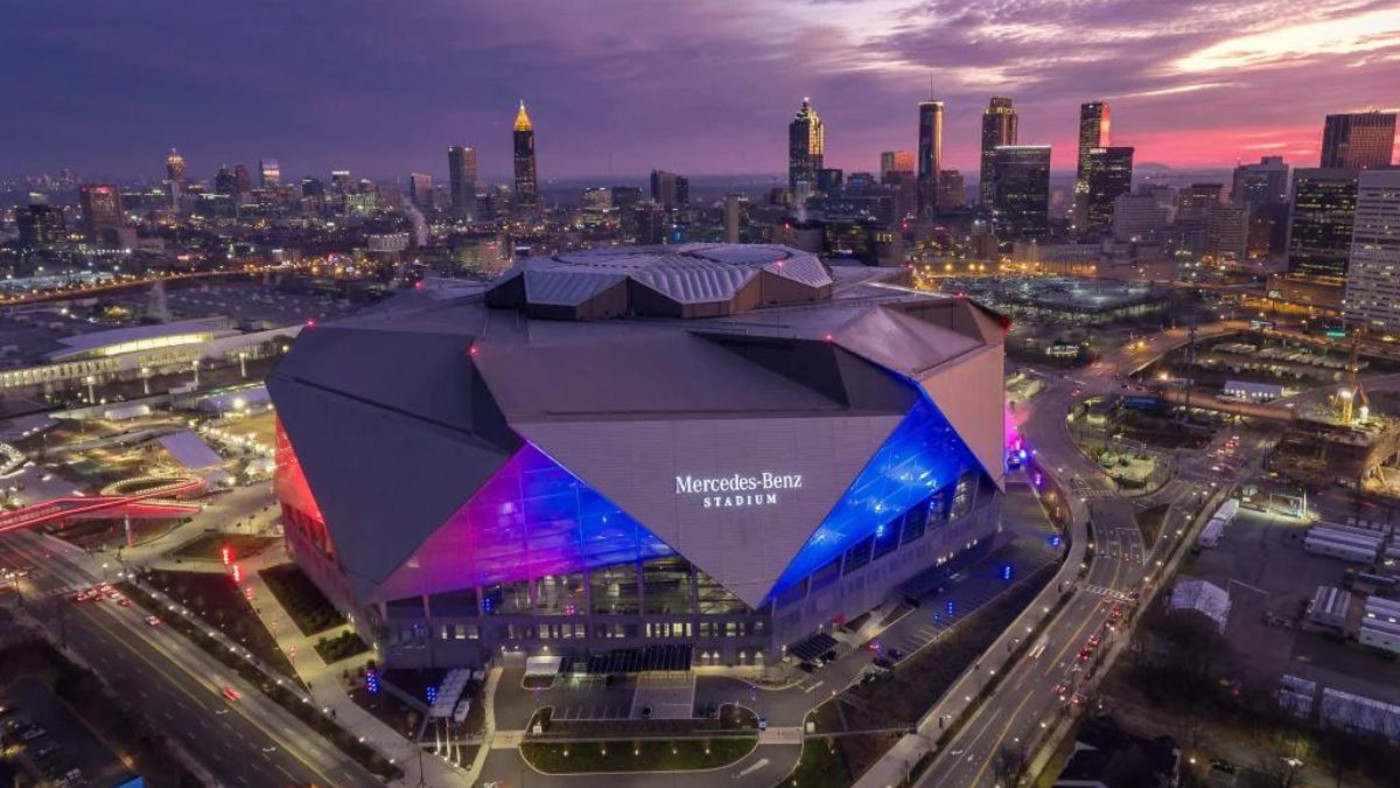Atlanta Mercedes Benz Stadium night