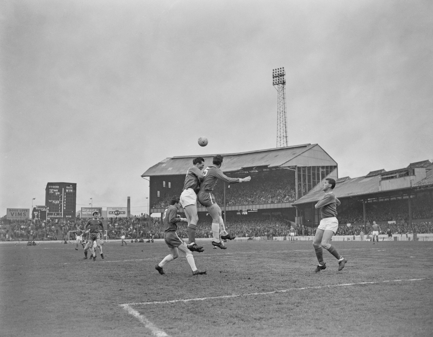 Boyle in action against Leicester at Stamford Bridge in 1965