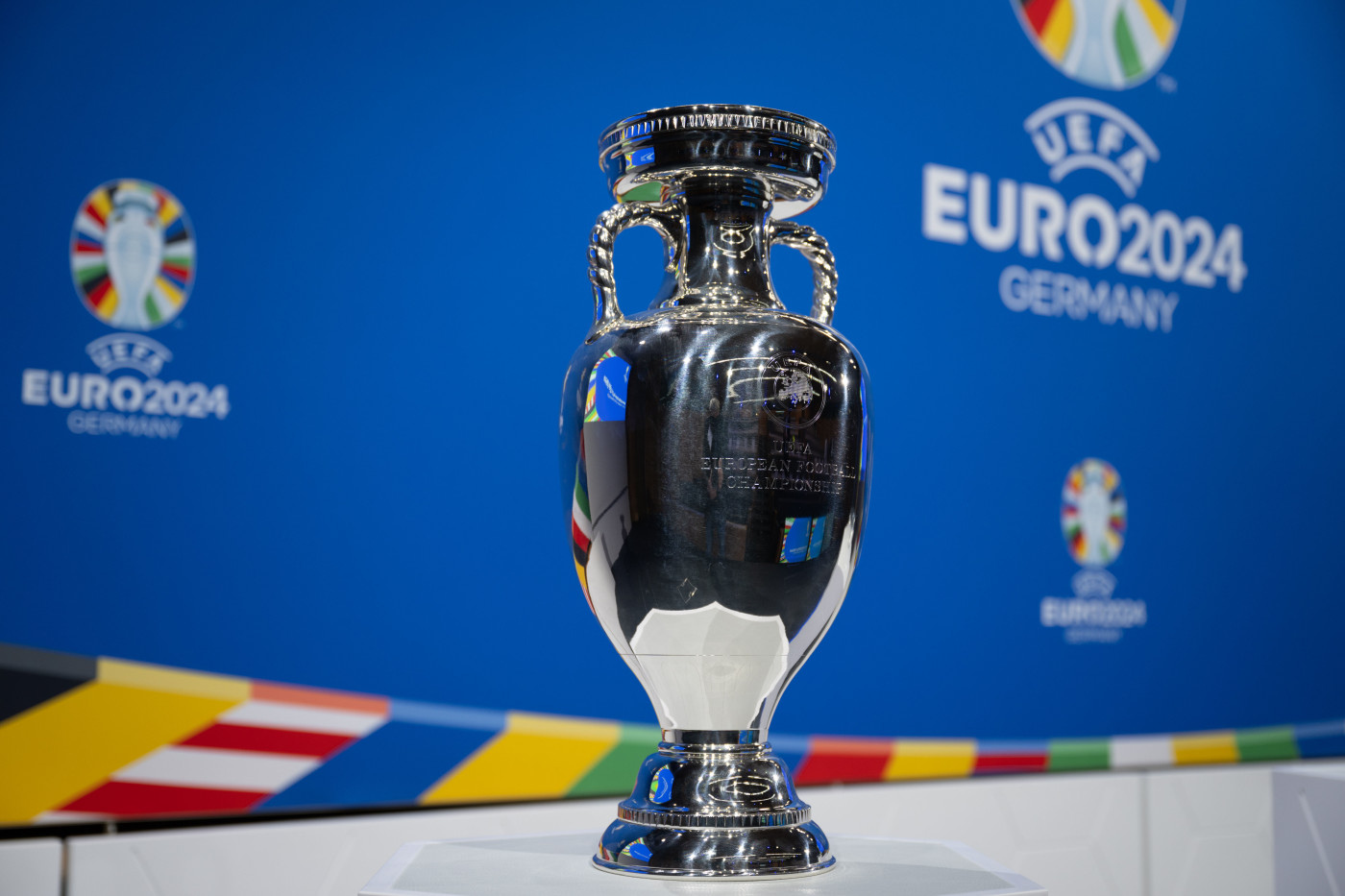 Euro 2024 trophy GettyImages 1797555180