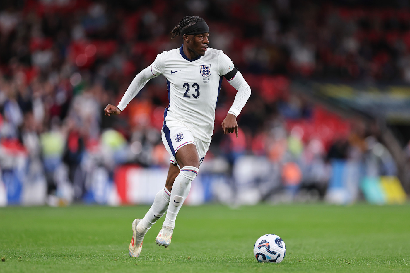 Noni Madueke in action for England against Finland.