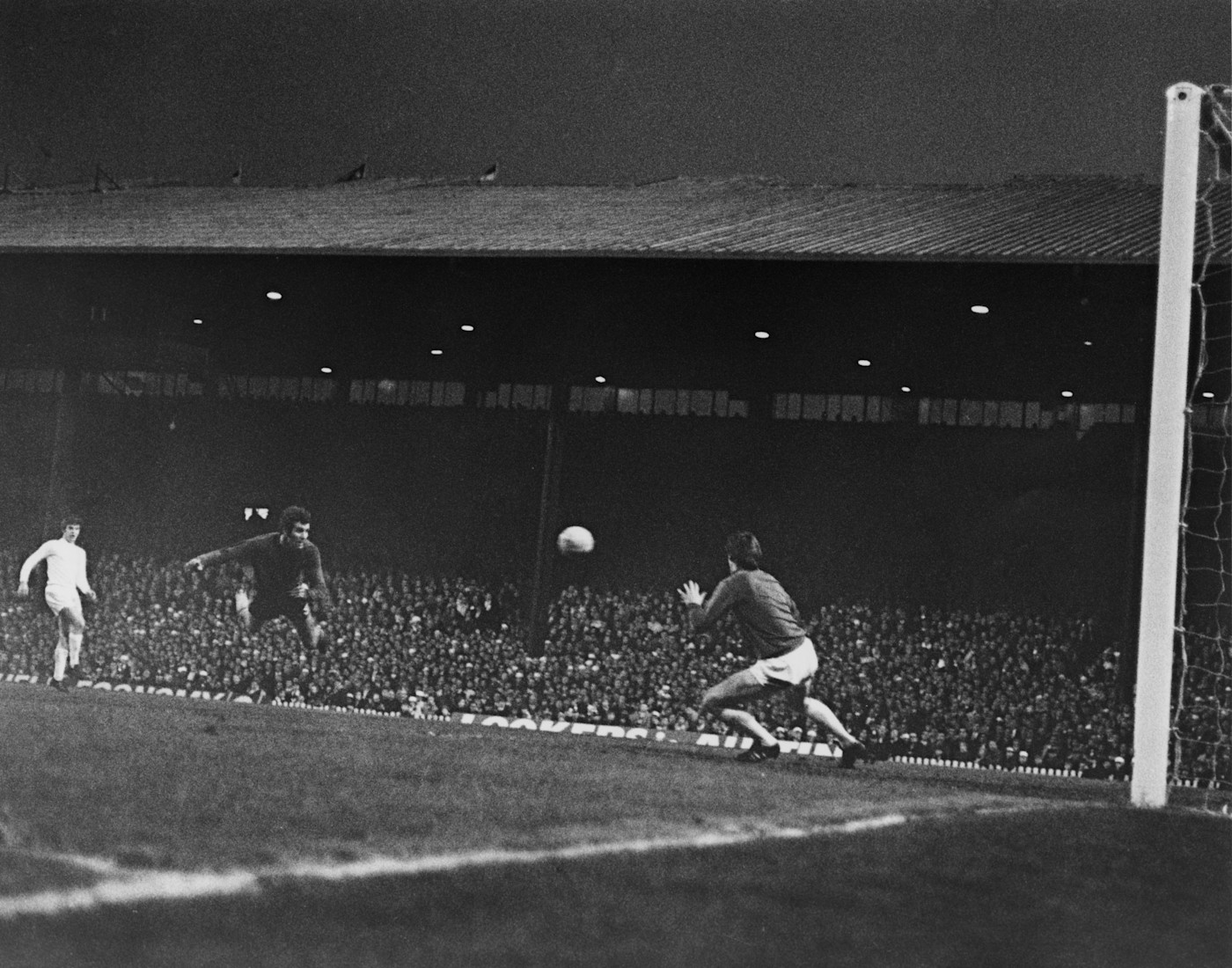 1969-70_Osgood_FAC_Leeds_GettyImages-958