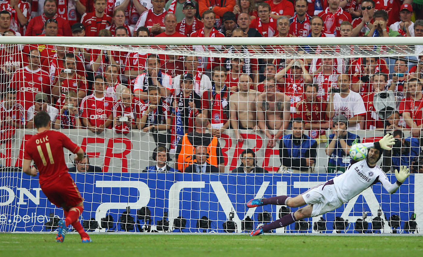 Cech gets us back into the shootout by saving from Olic