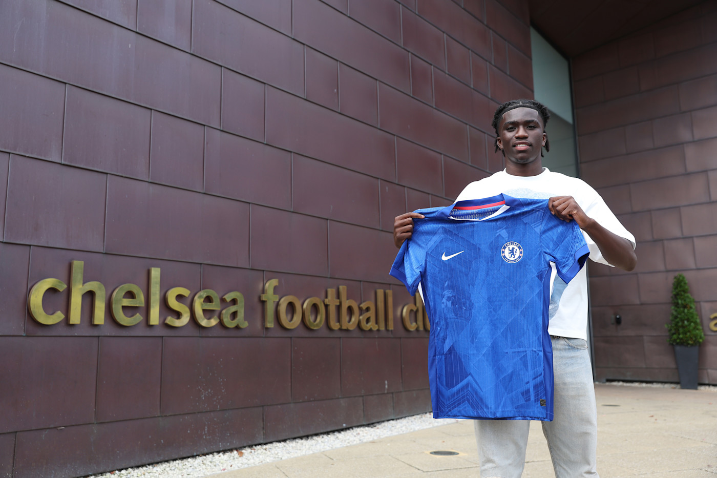Ampah has extended his time with the Blues