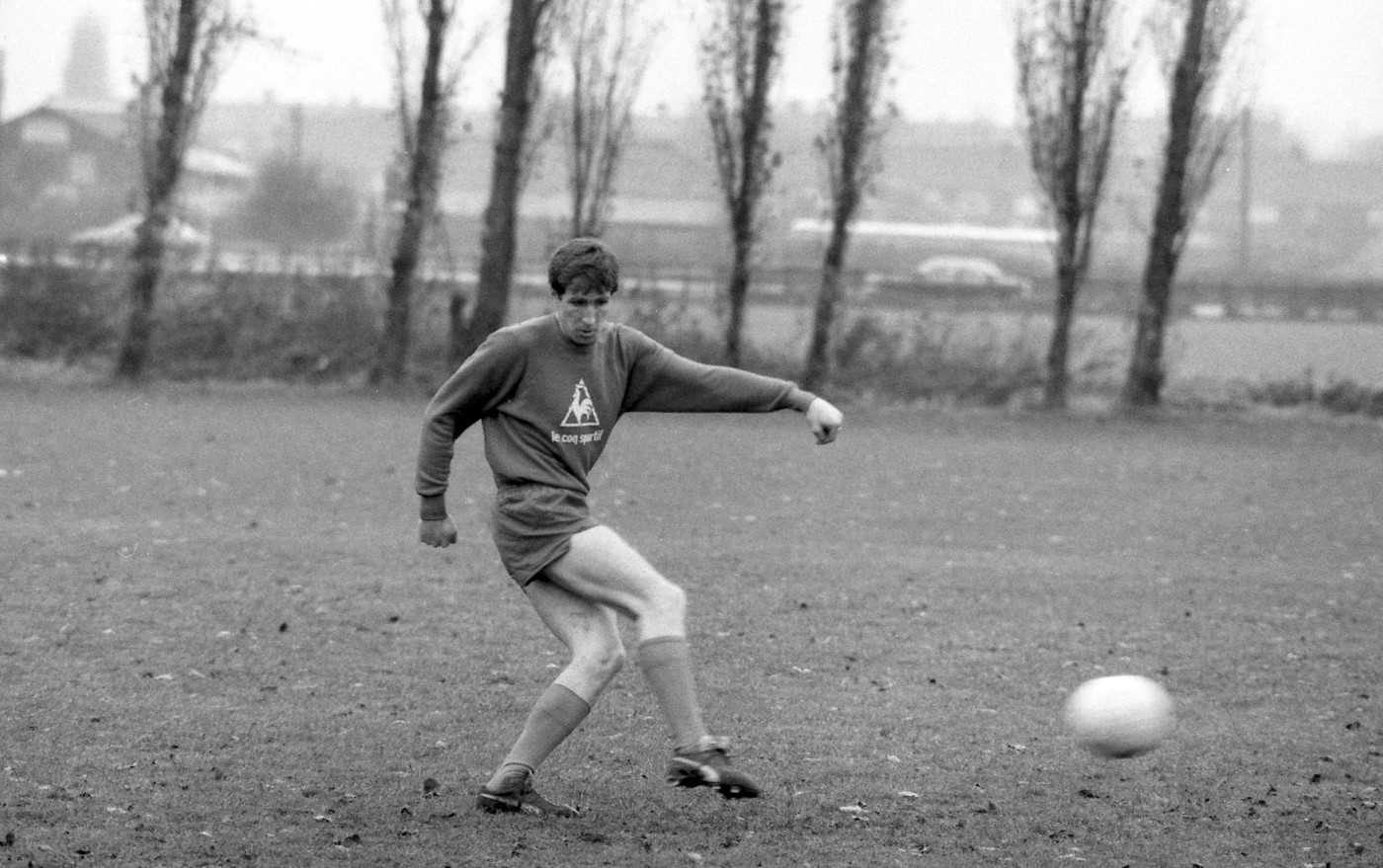 Joey Jones Chelsea training 1982