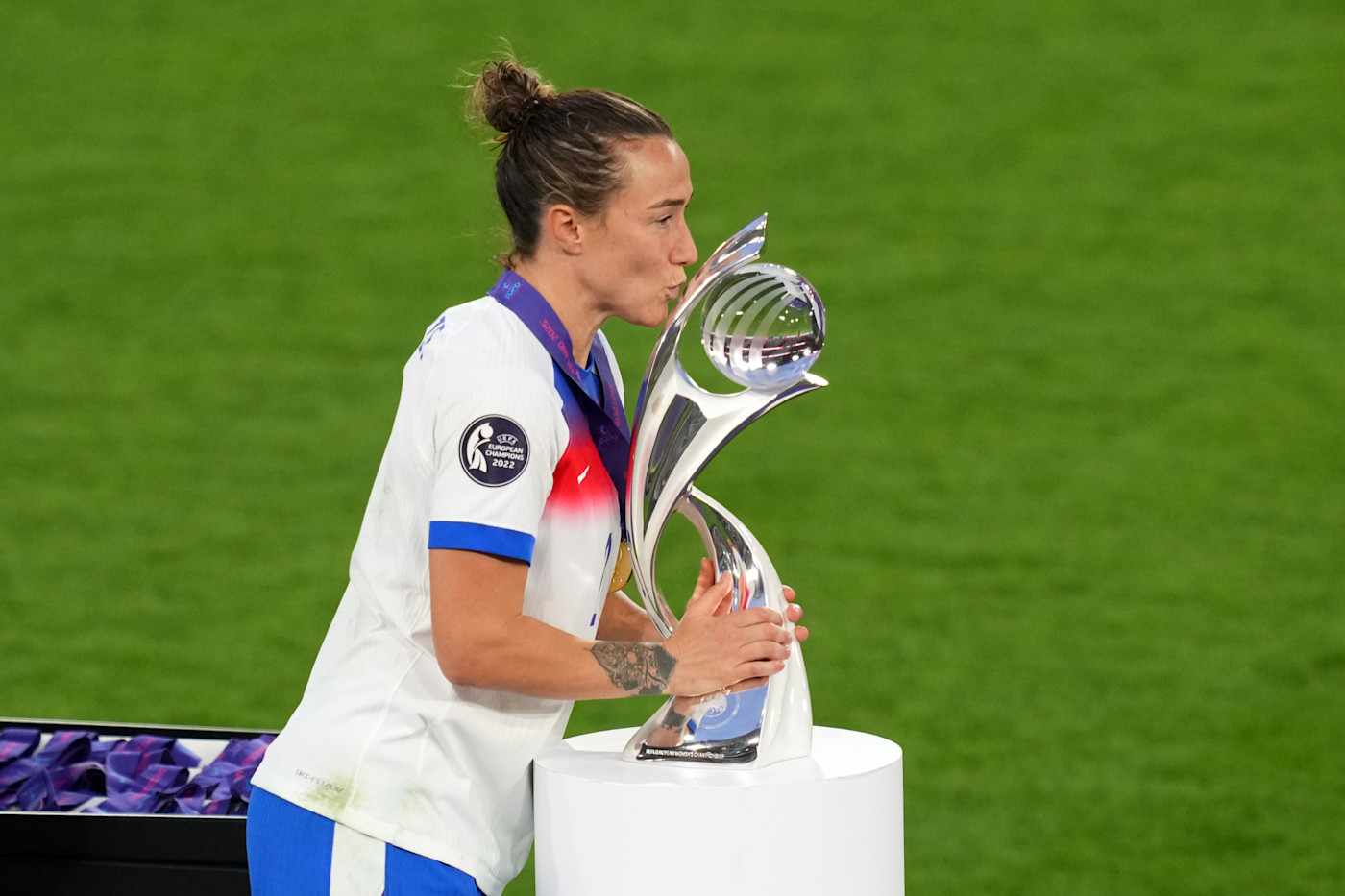 Bronze helped England win the Euros again