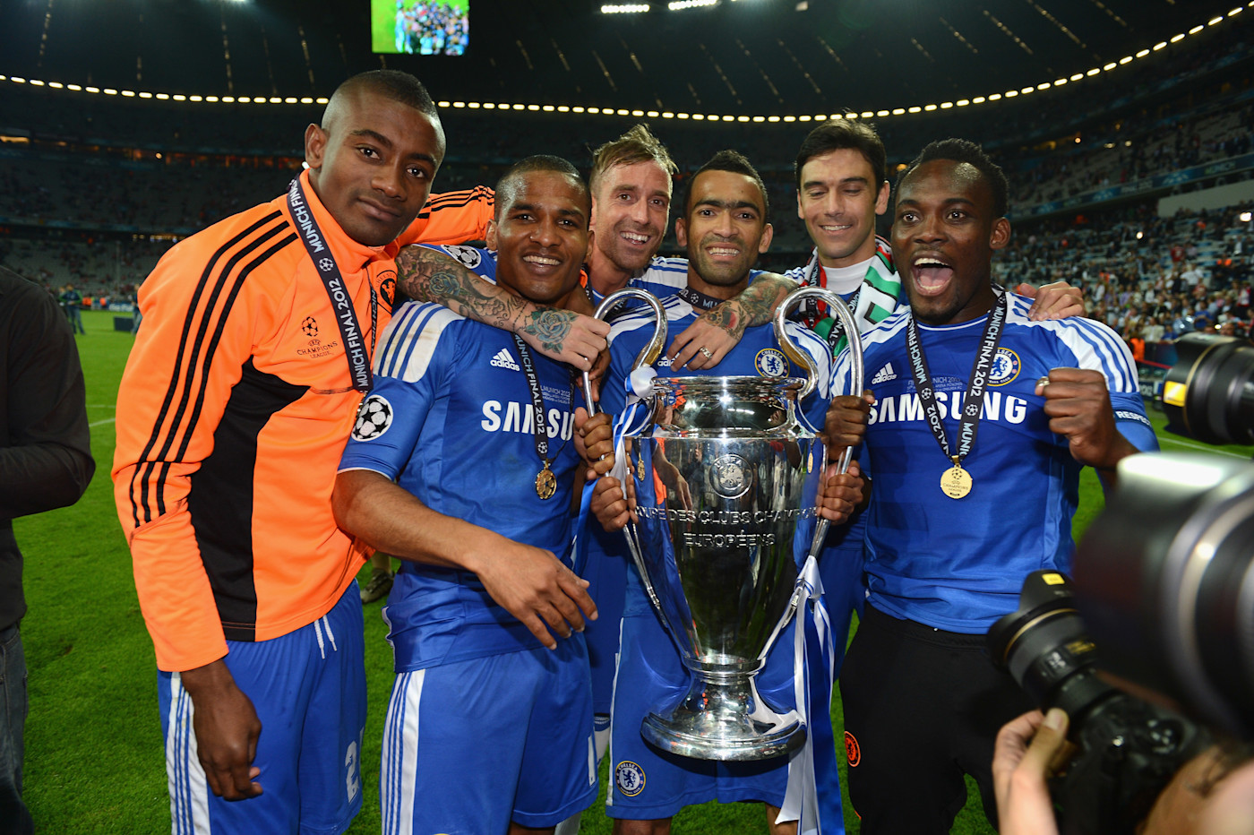 essien-2012-cl-trophy.jpg