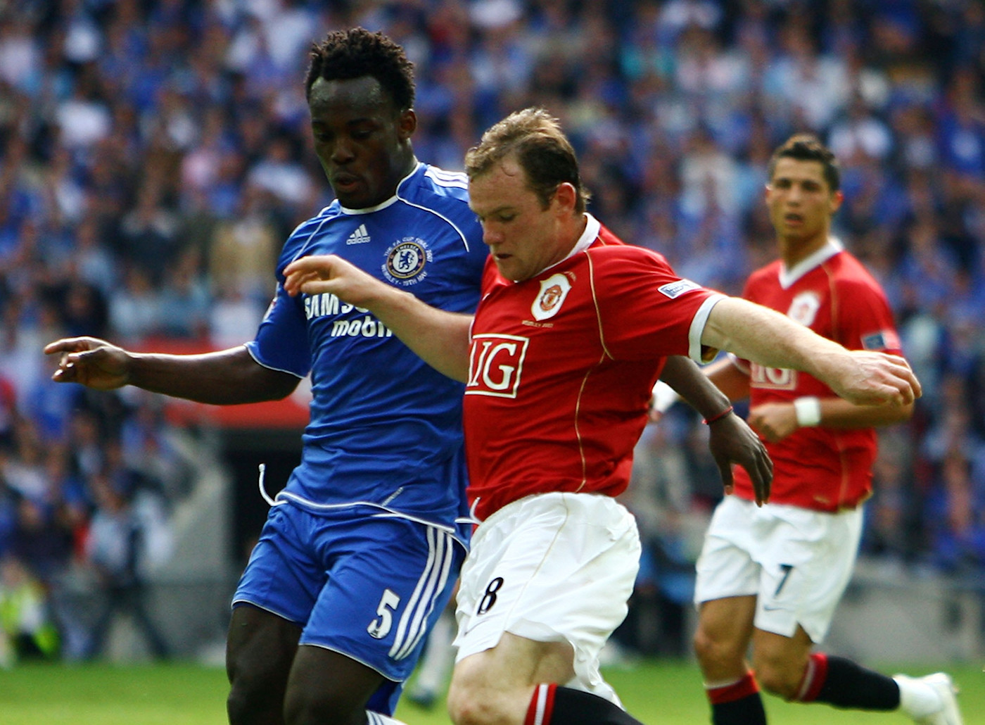 essien-rooney-2007-cup-final.jpg