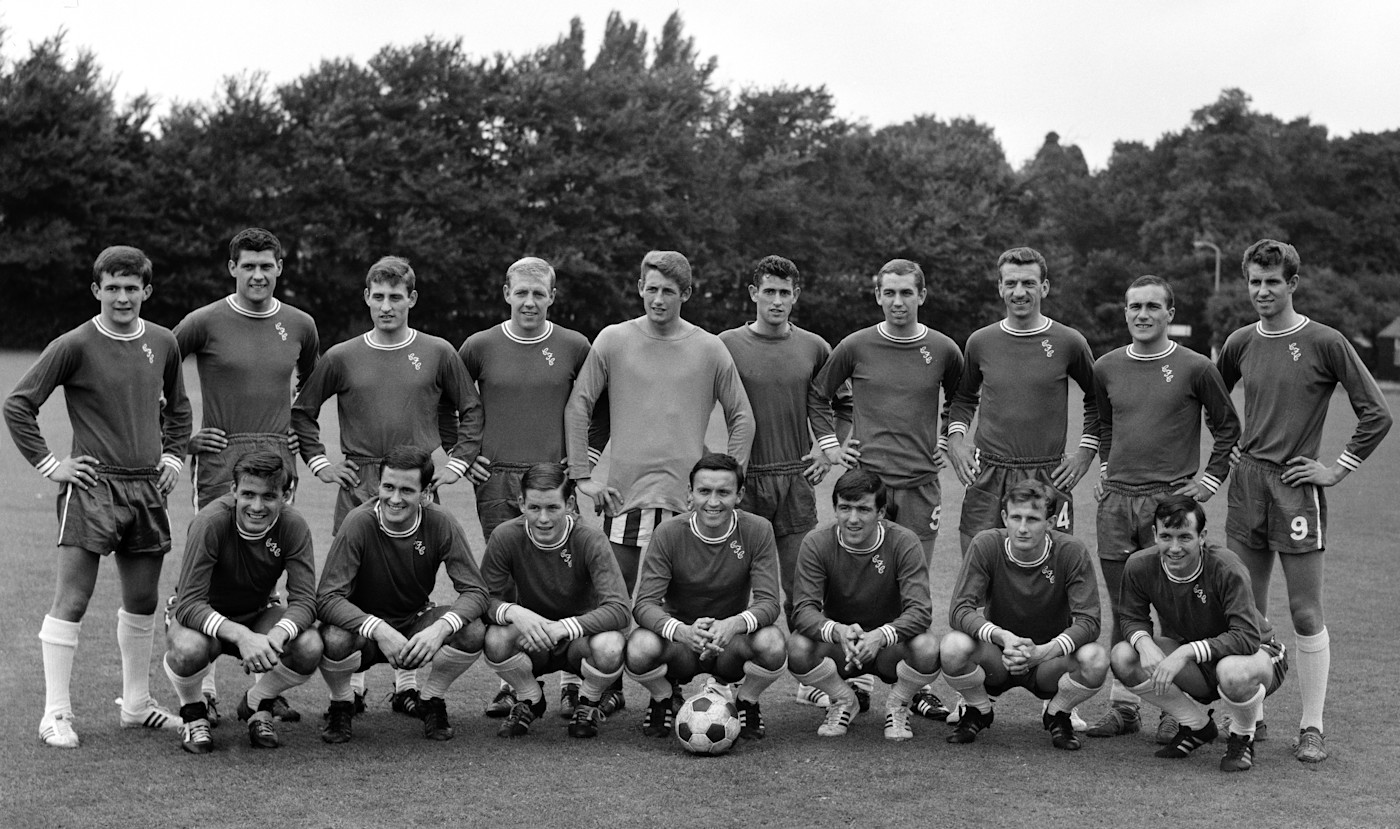 chelsea-squad-1965-osgood.jpg