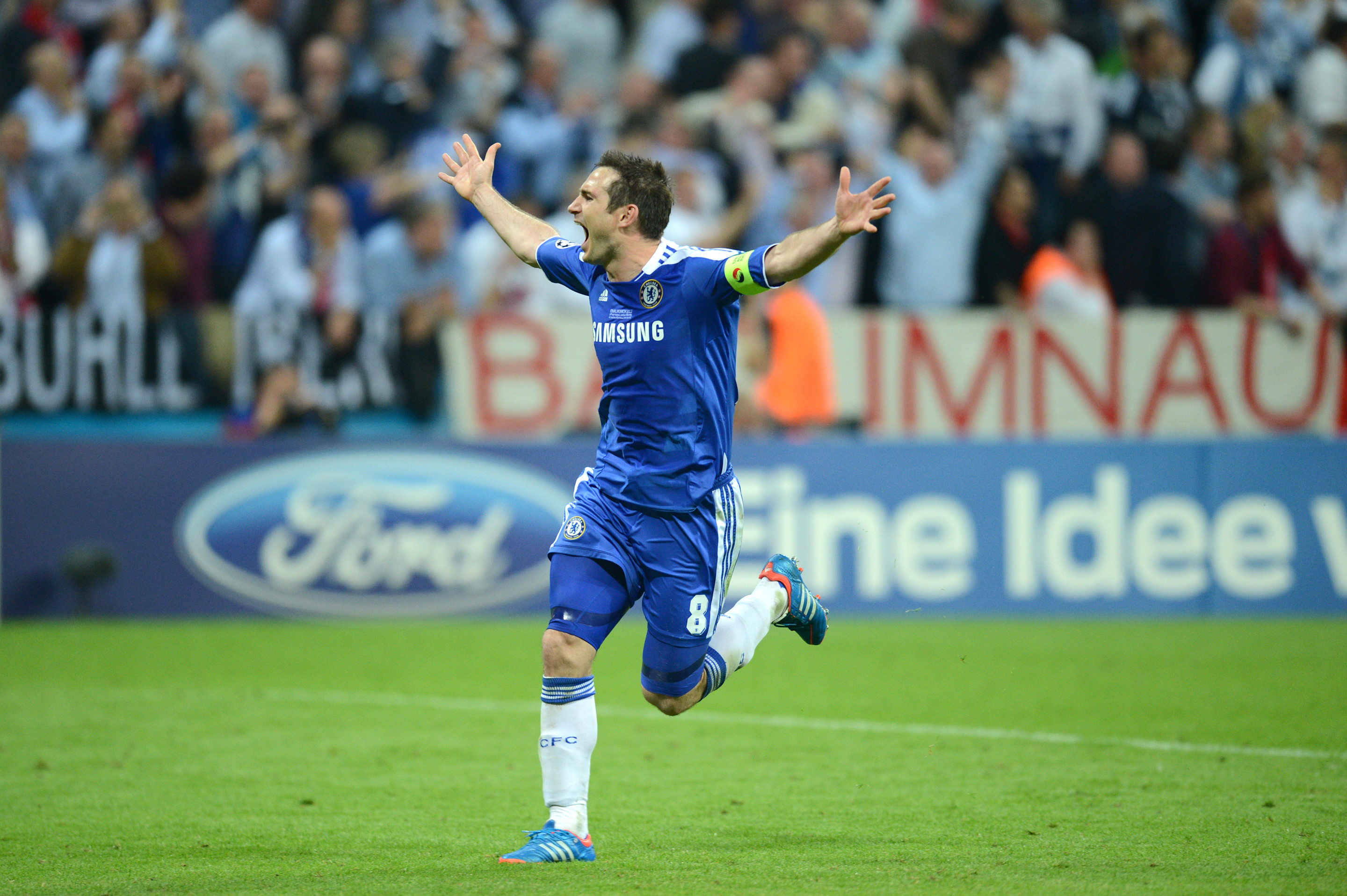 Cakhiatv điểm lại hành trình Frank Lampard từ sân cỏ đến băng ghế huấn luyện