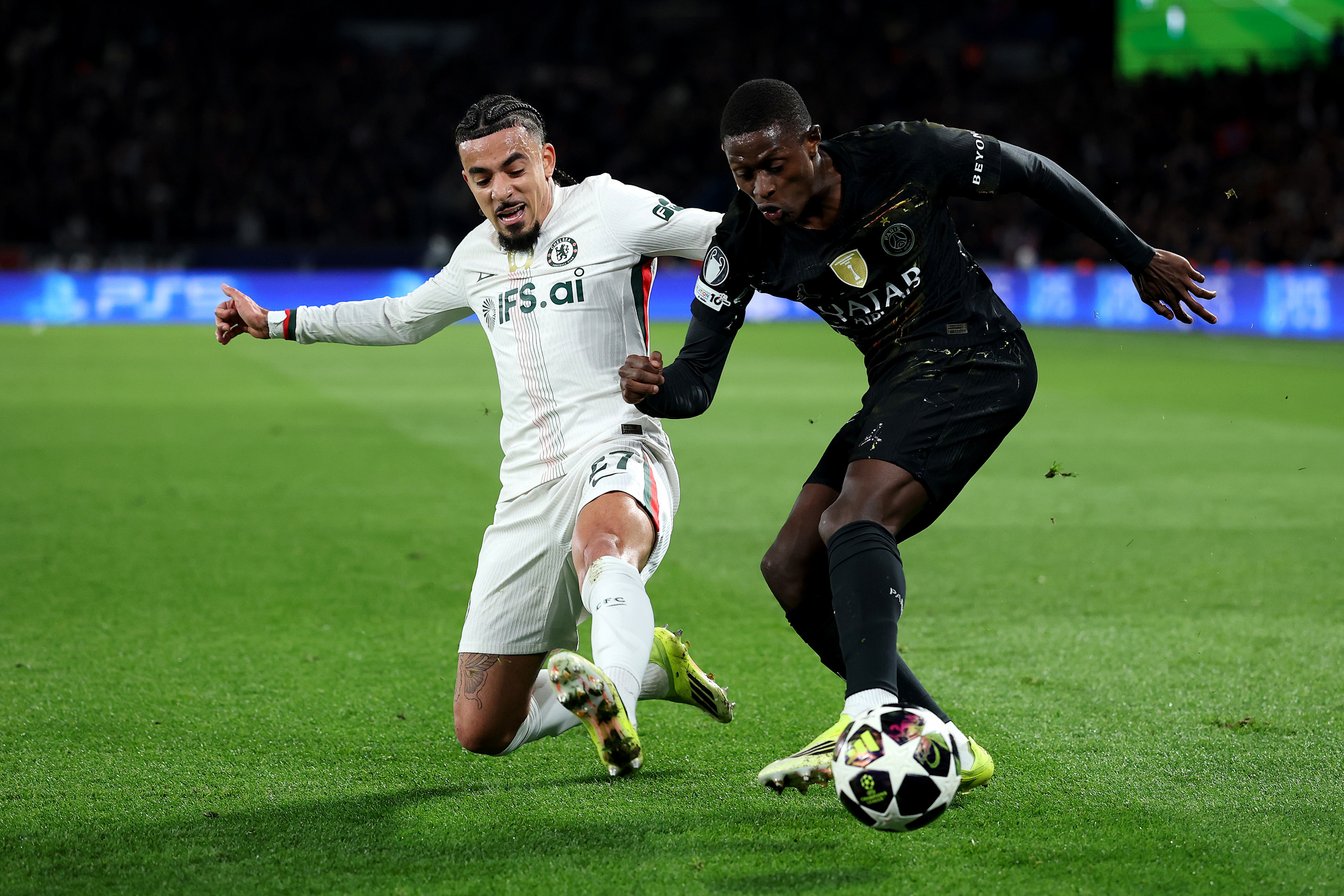 Match report: Paris Saint-Germain 5-2 Chelsea | News | Official Site |  Chelsea Football Club