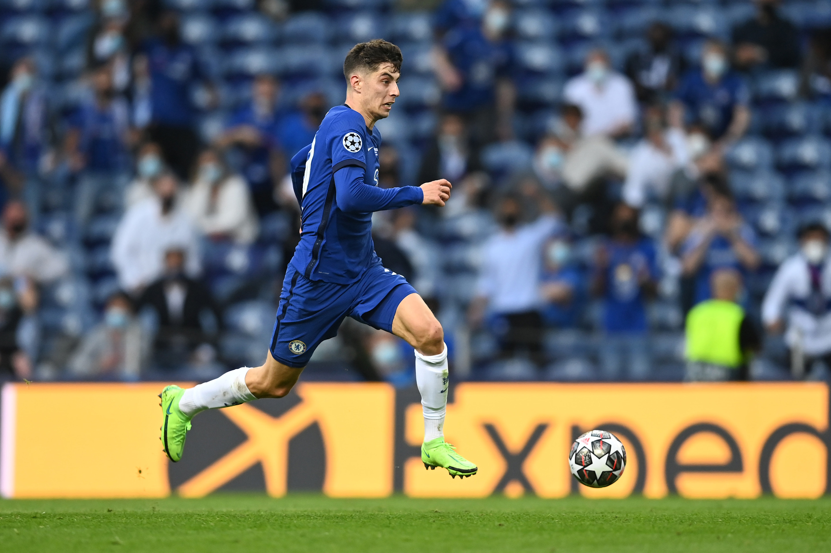 Havertz leaves for Arsenal | News | Official Site | Chelsea