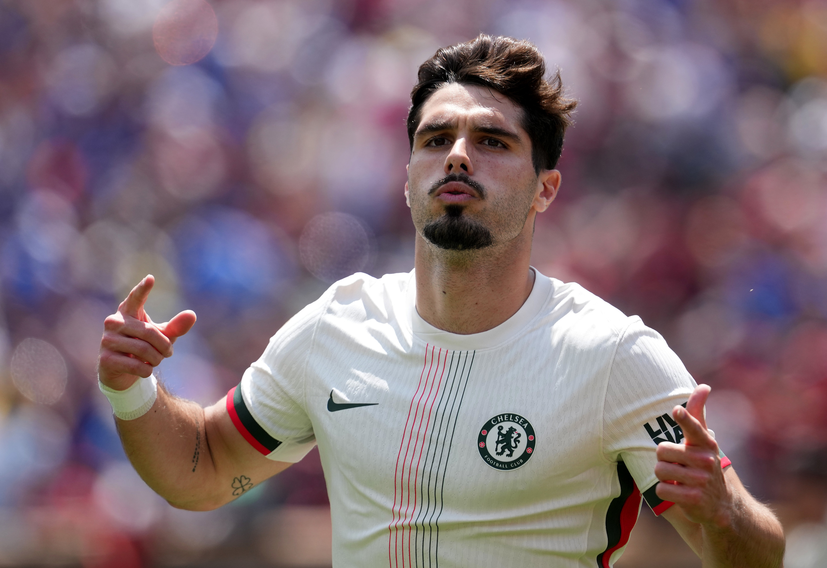 Pedro Neto on taking collective responsibility and targeting consistency |  News | Official Site | Chelsea Football Club