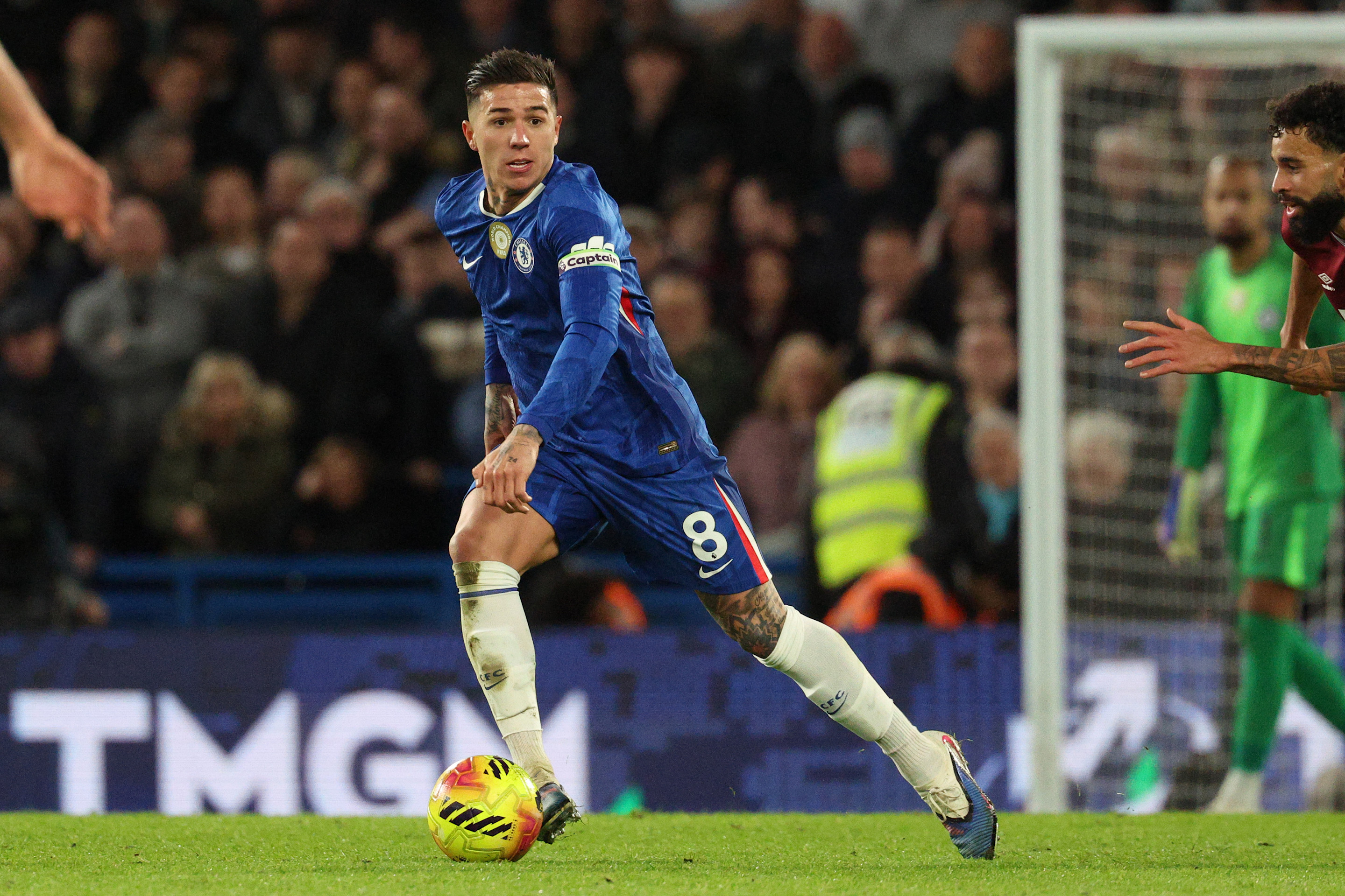 Manchester City dan Real Madrid berebut Enzo Fernandez